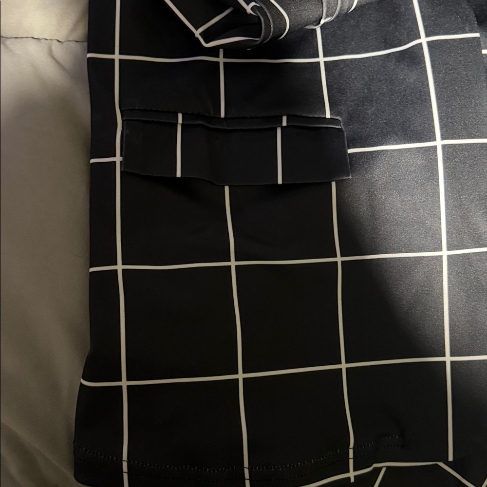Suit - Picture 5 of 6